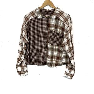 American Eagle Cropped Plain Flannel Button Up Sz L